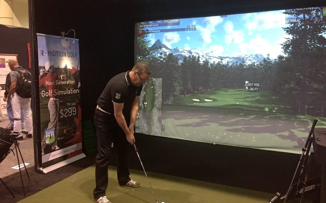 Apprendre le golf rapidement grâce à un simulateur.