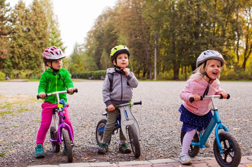 enfant à vélo